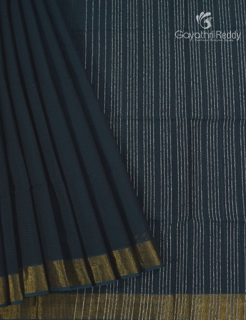Pure Handloom Cotton Saree in Black