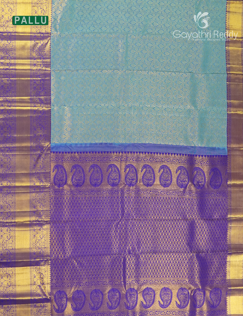 Pure Kanchipuram Silk Bridal Saree in Dual Tone of Sea Blue and Peacock Green