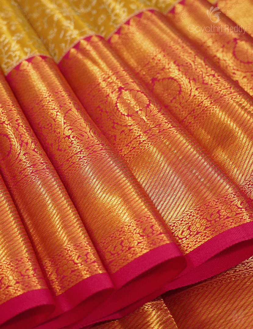 KANCHI PATTU TISSUE-KP7031