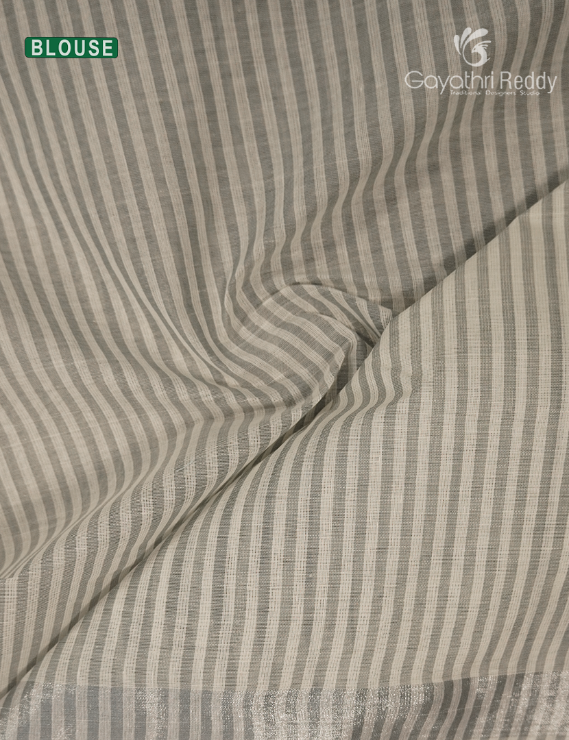 Pure Kanchi Cotton Saree in Cream and Grey