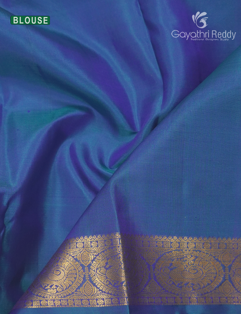 Pure Kanchipuram Silk Saree in Lavender and Blue