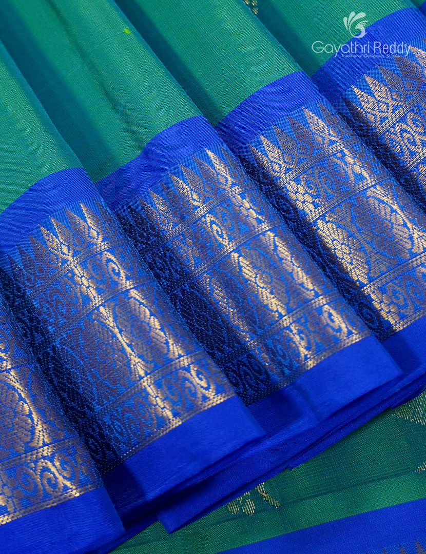 Light weight kanchipuram Silk Saree in Sea green and Cyan Blue