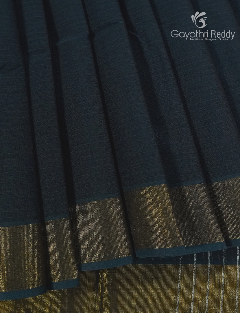 Pure Handloom Cotton Saree in Black
