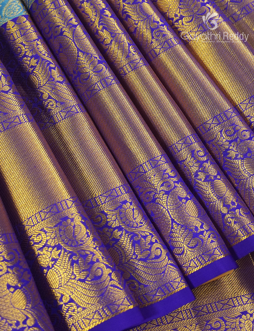 Pure Kanchipuram Silk Bridal Saree in Dual Tone of Sea Blue and Peacock Green