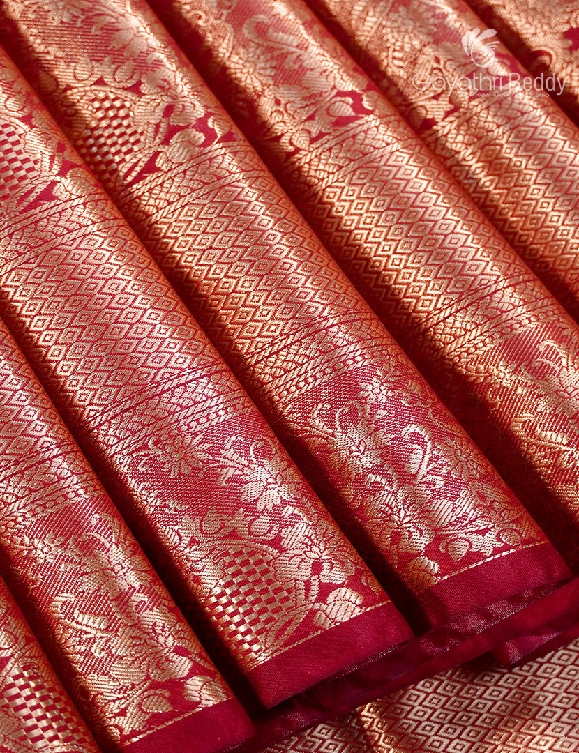 Semi Kanchipuram Silk Saree in Milk White and Red