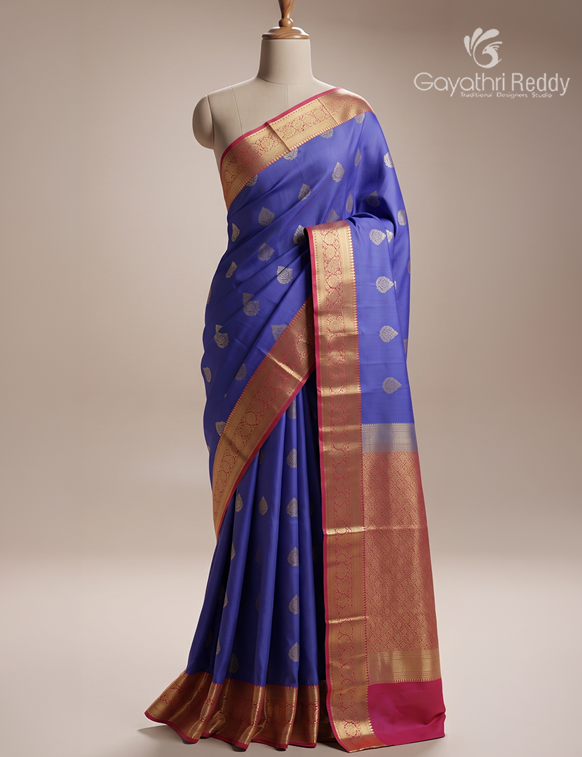 Pure Kanchipuram Vintage Silk Saree in Blue and Rani Pink