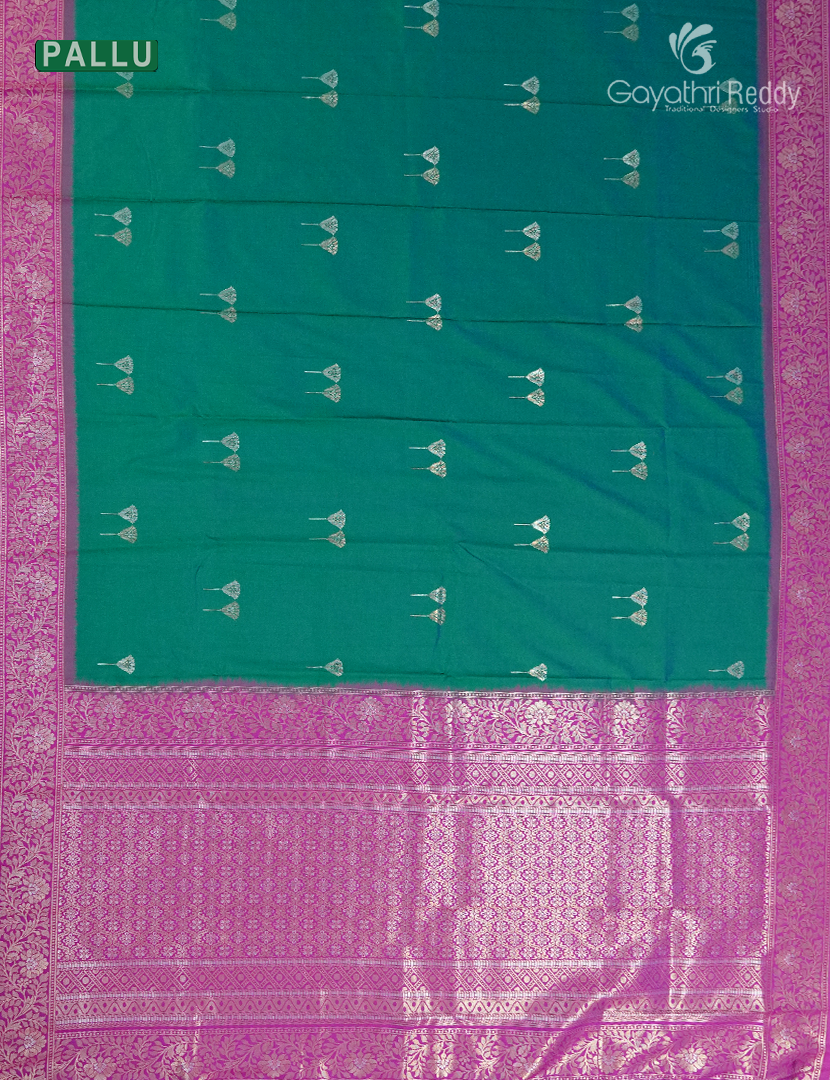 Semi Kanchipuran Silk Saree in Rama Green and Pink