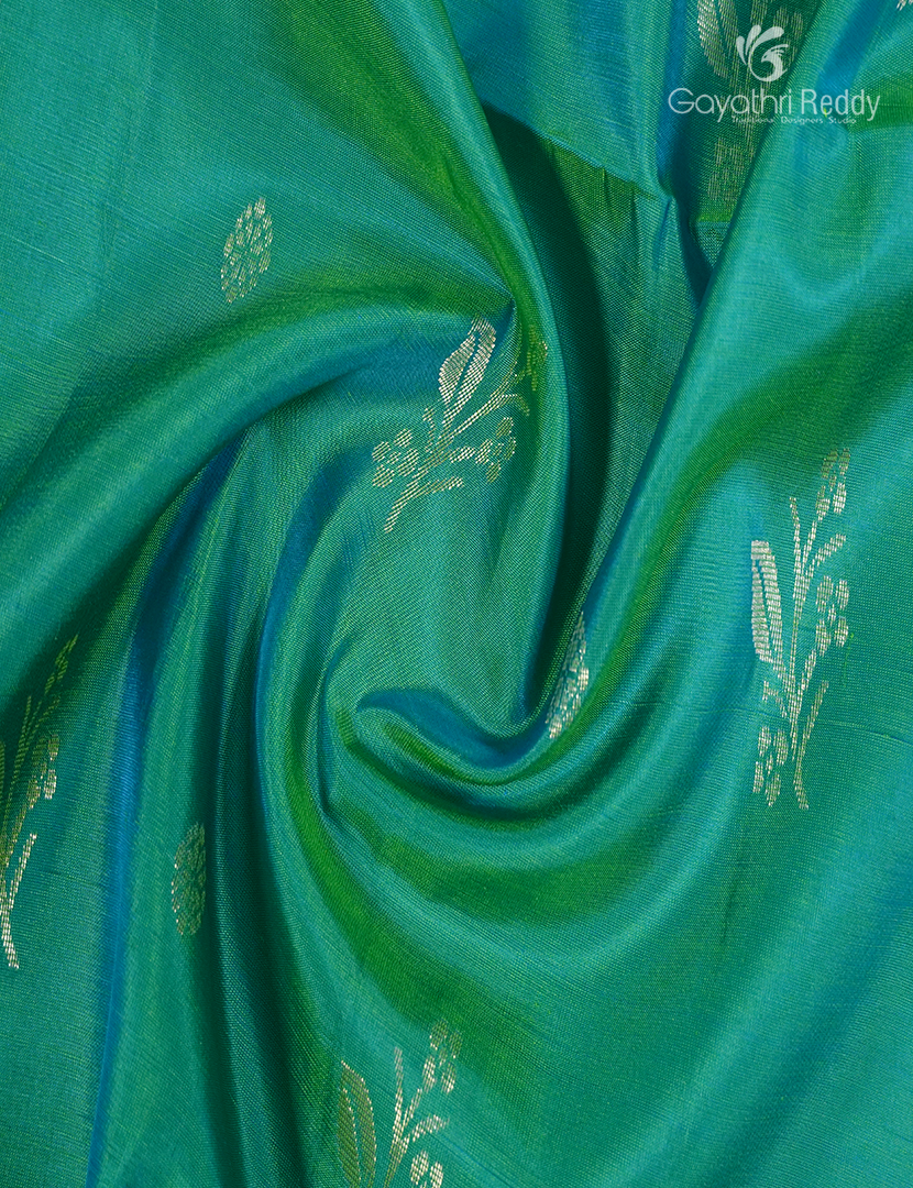 Light weight kanchipuram Silk Saree in Sea green and Cyan Blue