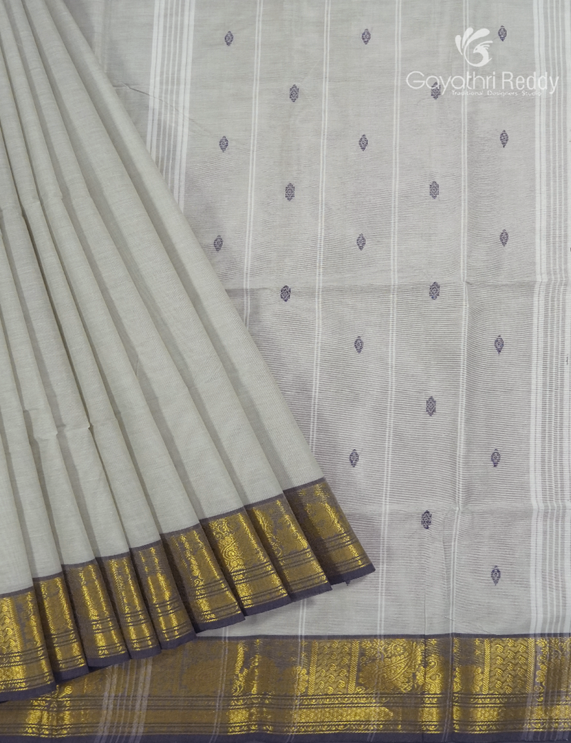 Pure Handloom Cotton Saree in Light White