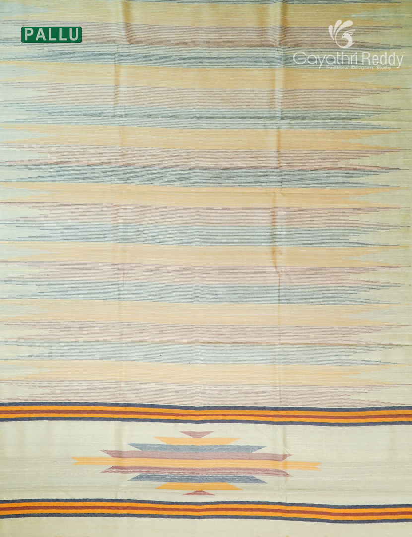 Pure Khadi Pattu Saree in Pastel Ivory