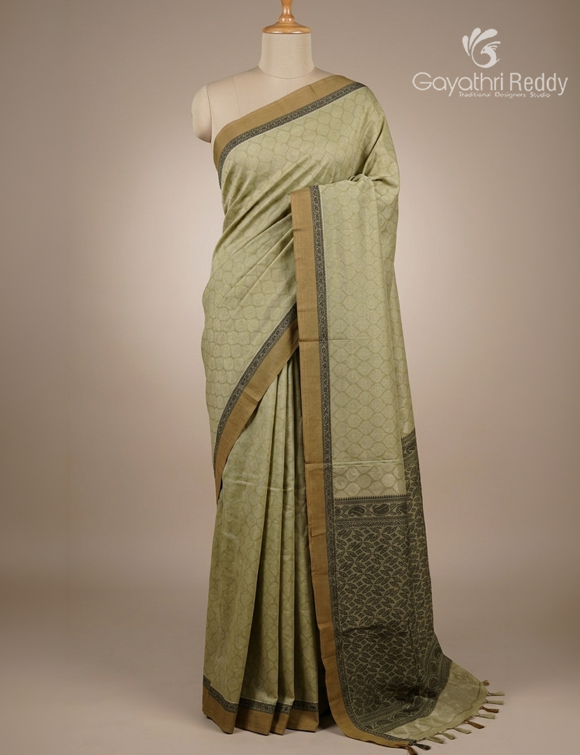Pure Kanchi Cotton Saree in Olive Green