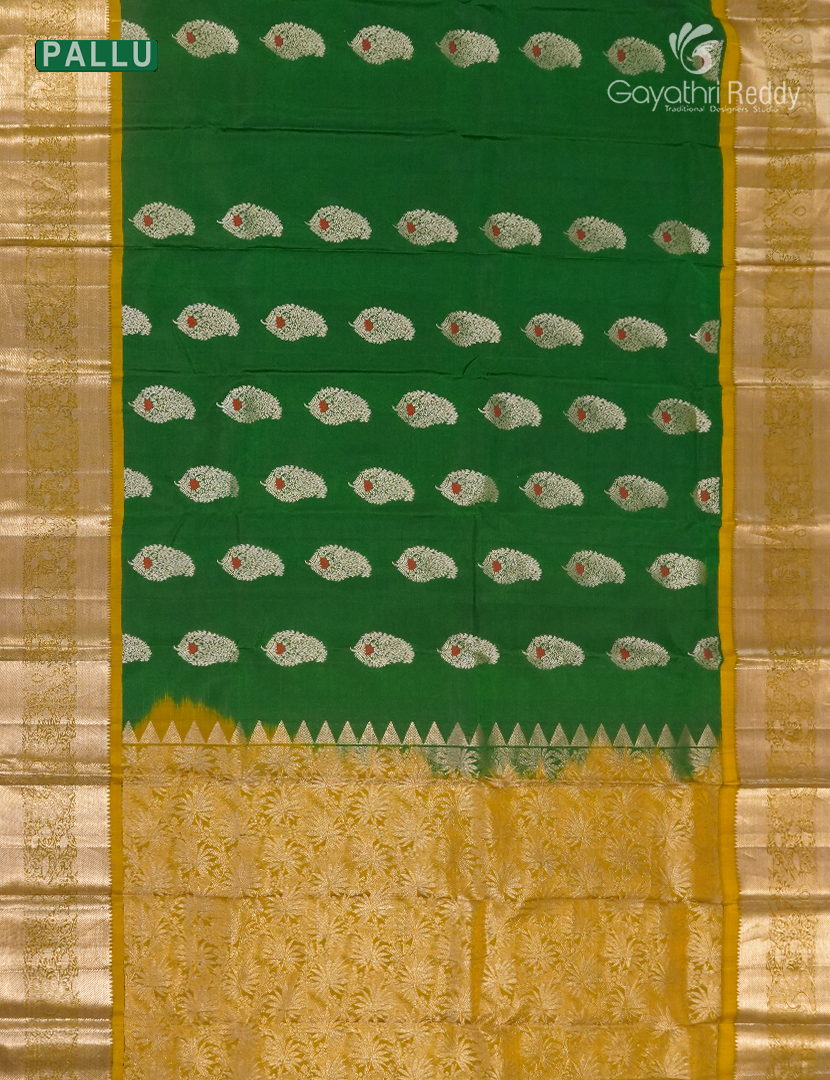 Pure Kanchipuram Silk Saree in Deep Green and Mustard