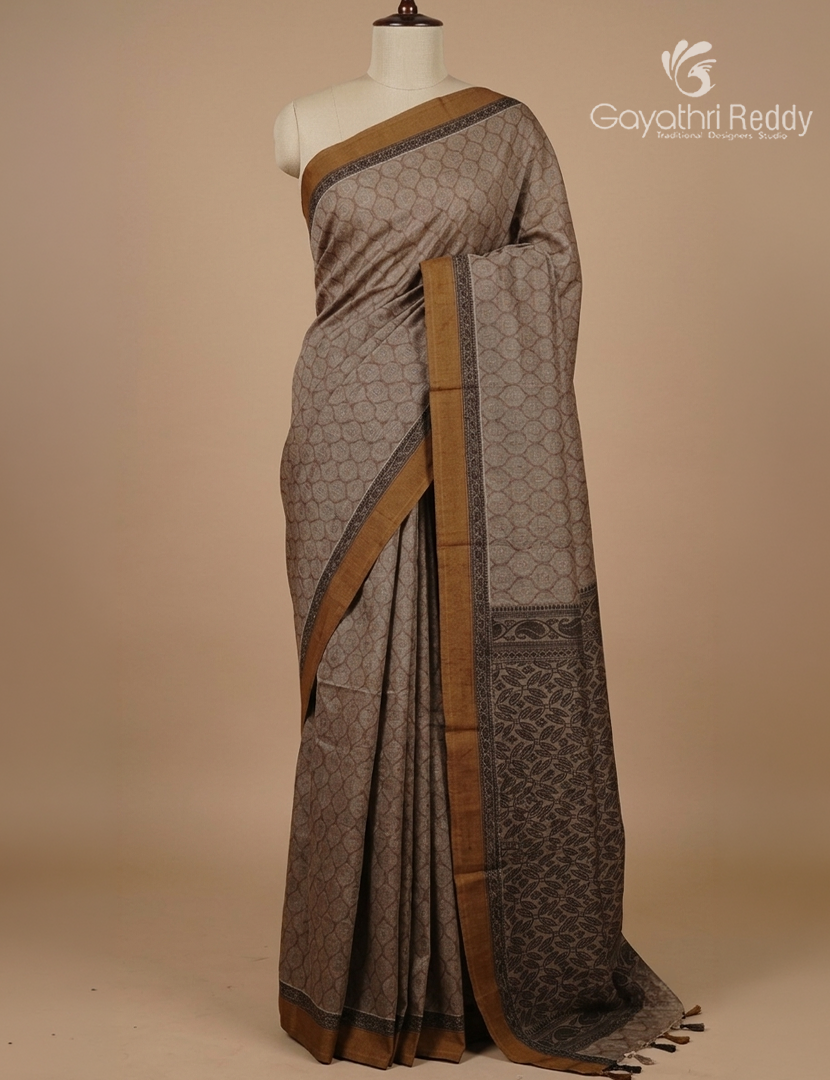 Pure Kanchi Cotton Saree in Grey