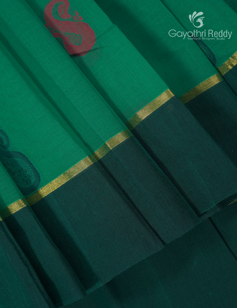 Pure Kanchi Cotton Saree in Deep Rama Green