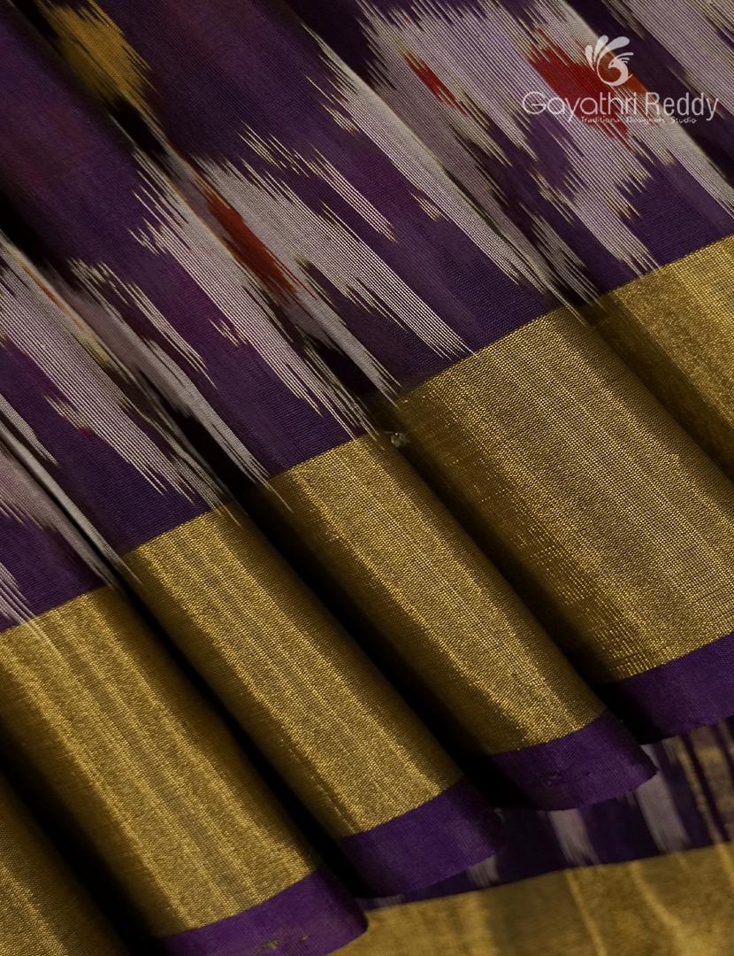 Kanchipuram Sico Saree in Dry Mehendi Green and Deep Violet