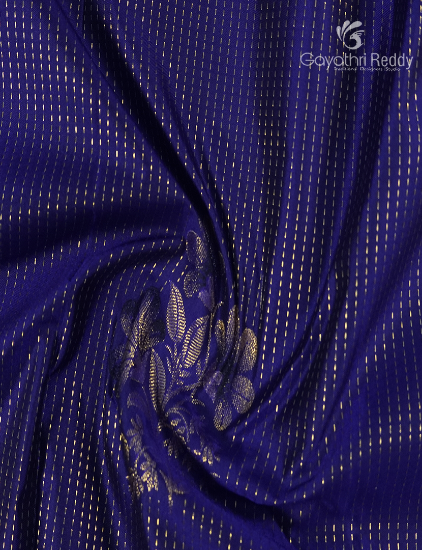 Semi Kanchipuram Silk Saree in Deep Violet and Magenta