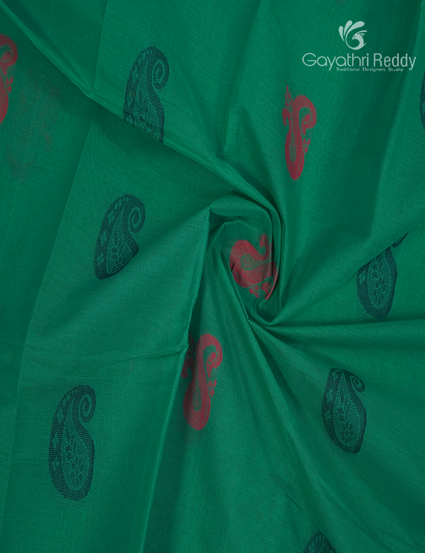 Pure Kanchi Cotton Saree in Deep Rama Green