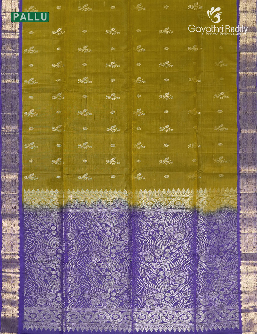 Light weight kanchipuram Silk  Saree in Mehendi Green and Purple
