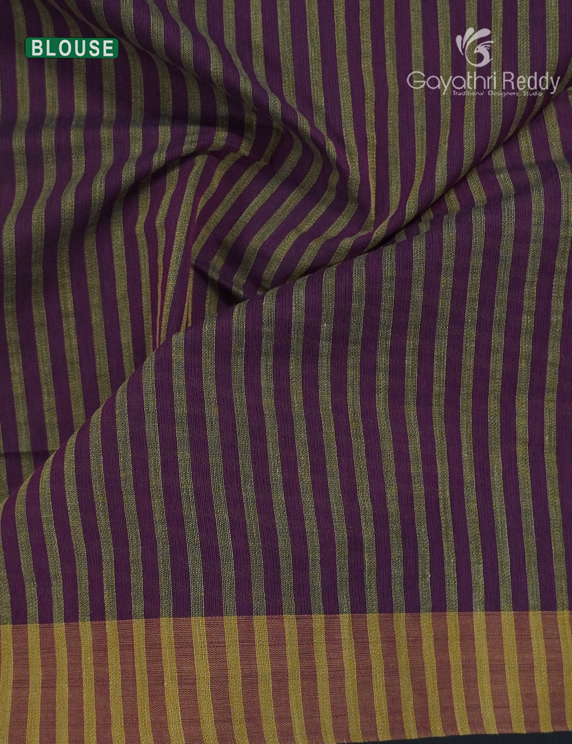 Pure Handloom Cotton Saree in Jamun