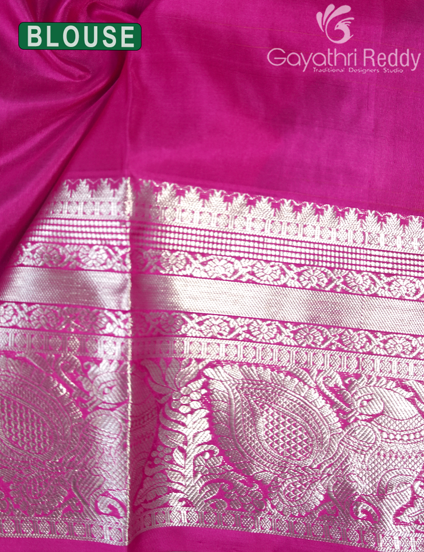 PURE VENKATAGIRI PATTU-VP1164