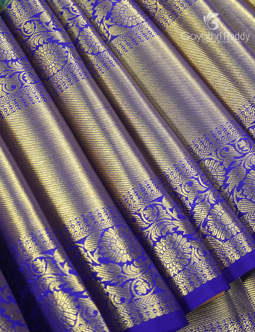 Pure Kanchipuram Silk Bridal Saree in Dual tone of Peacock blue and Peacock Green