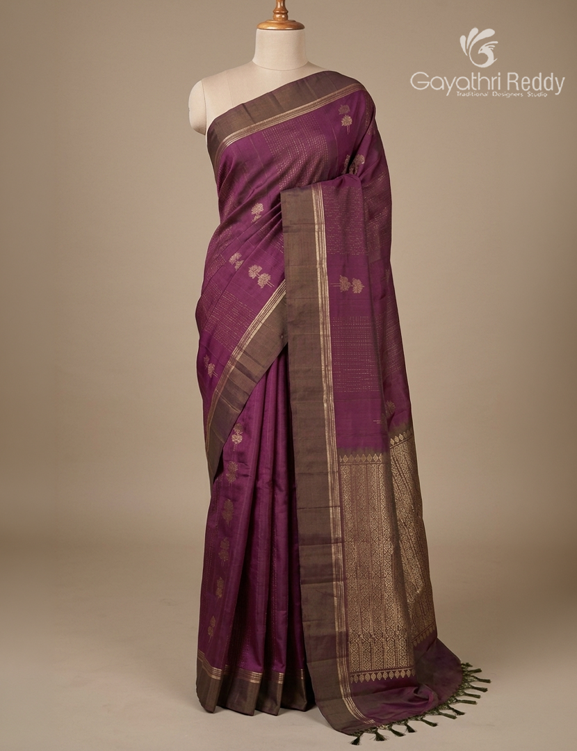 Pure  Kanchipuram Light Weight Silk Saree  in Magenta and Brown