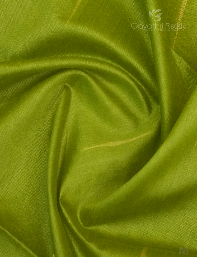 SEMI KHADI PATTU-SKP628