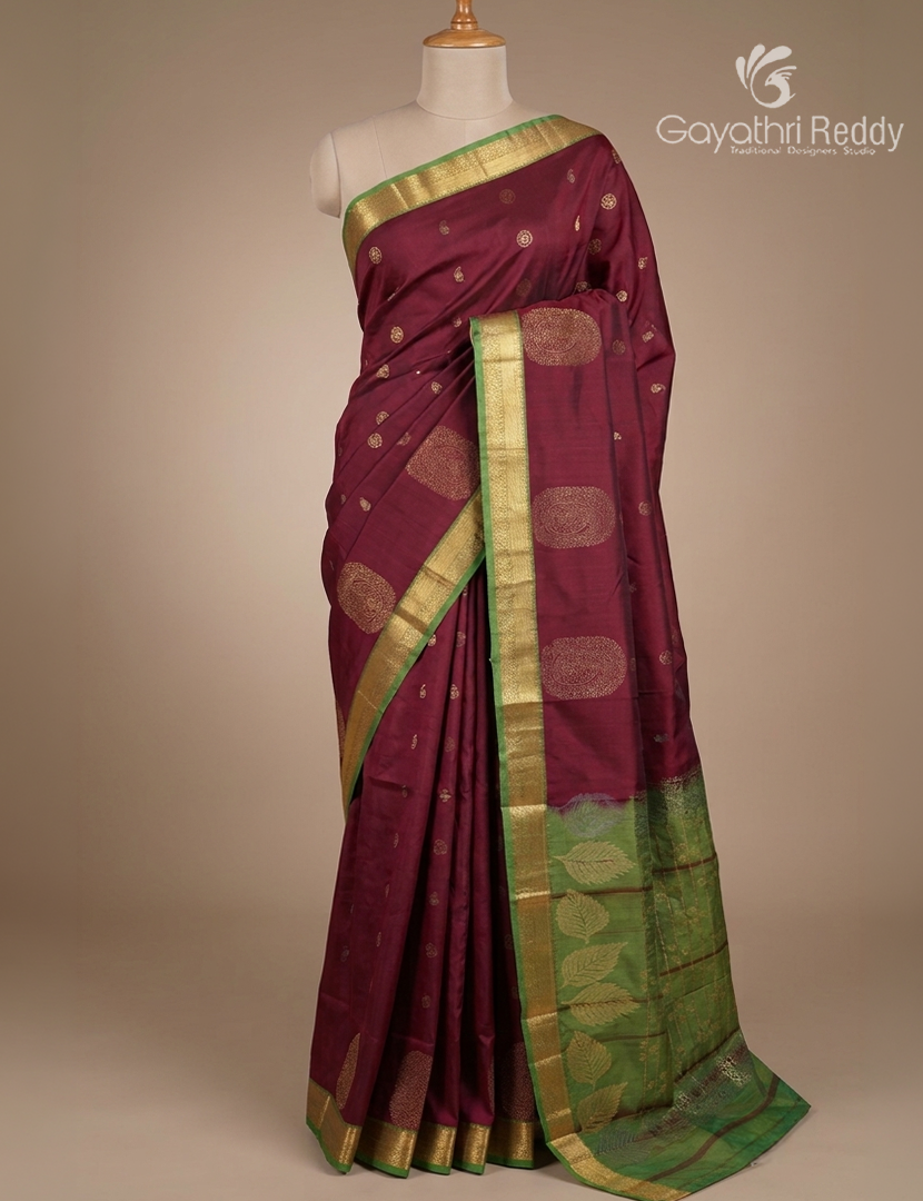 Pure Kanchipuram Silk Saree in Maroon Red and Leaf Green