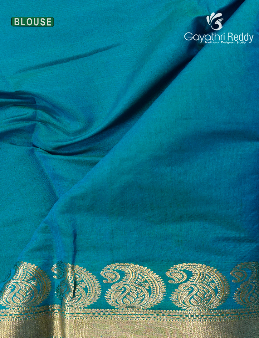 Pure Kanchi Sico Saree in Peach and Sea Foam Green