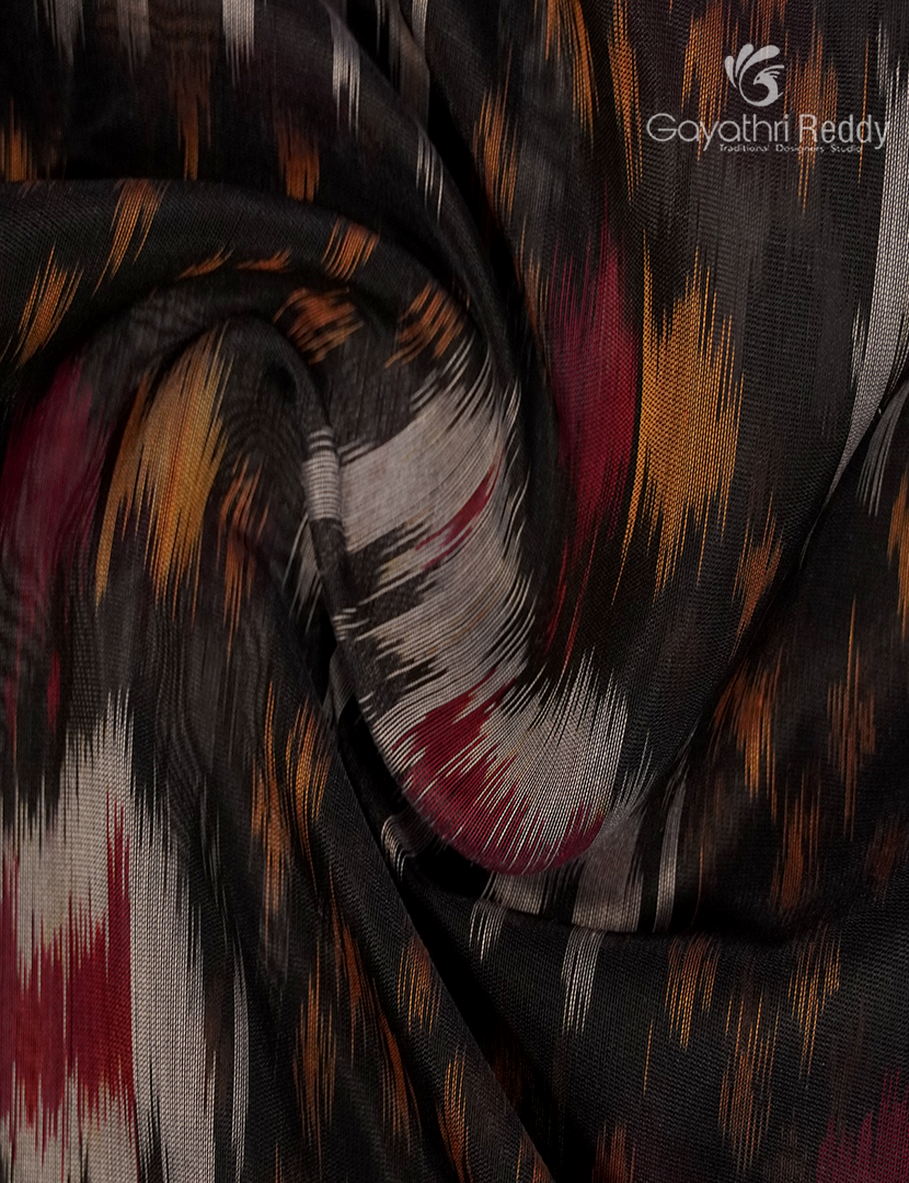 Kanchipuram Sico Saree in Black and Peachish Orange
