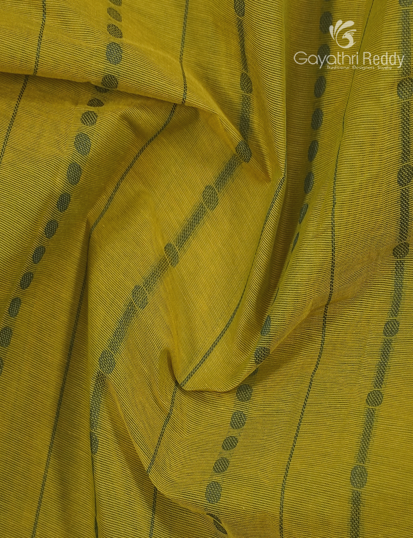 Pure Kanchi Cotton Saree in Mehendi Green