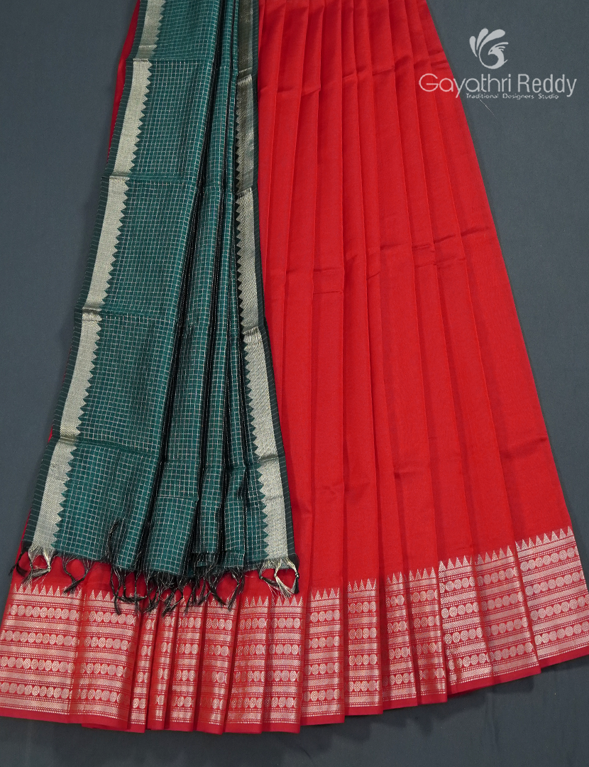 Pure Mangalagiri Langa Voni Set in Red and Bottle Green