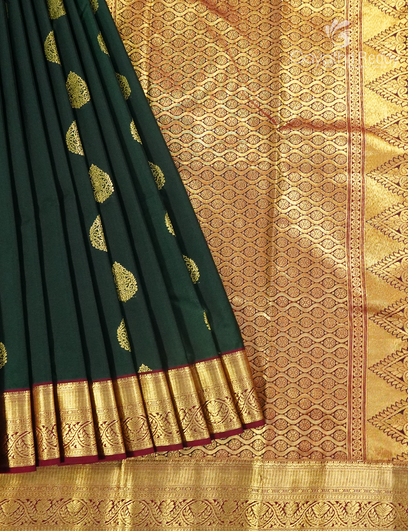Semi Kanchipuram Silk Saree in Deep Bottle Green and Deep Magenta