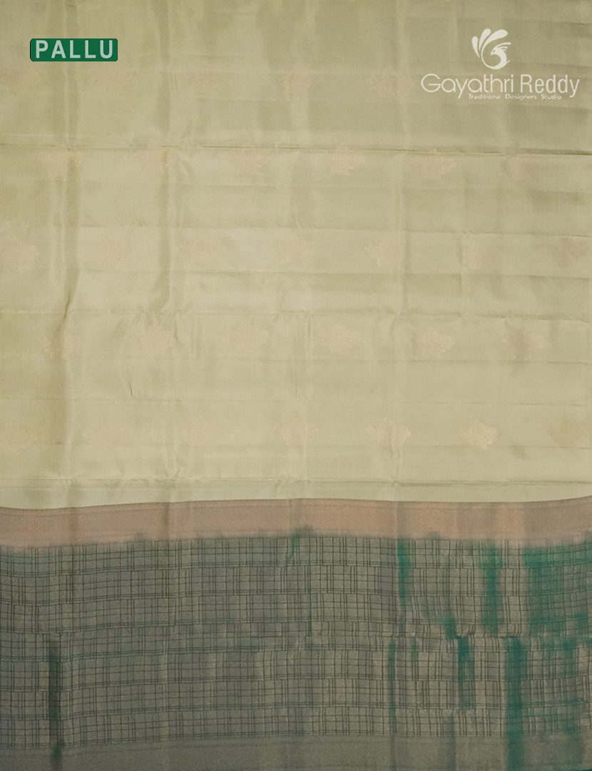Pure Kanchipuram Silk  Saree in Off- White ( Butta Style )