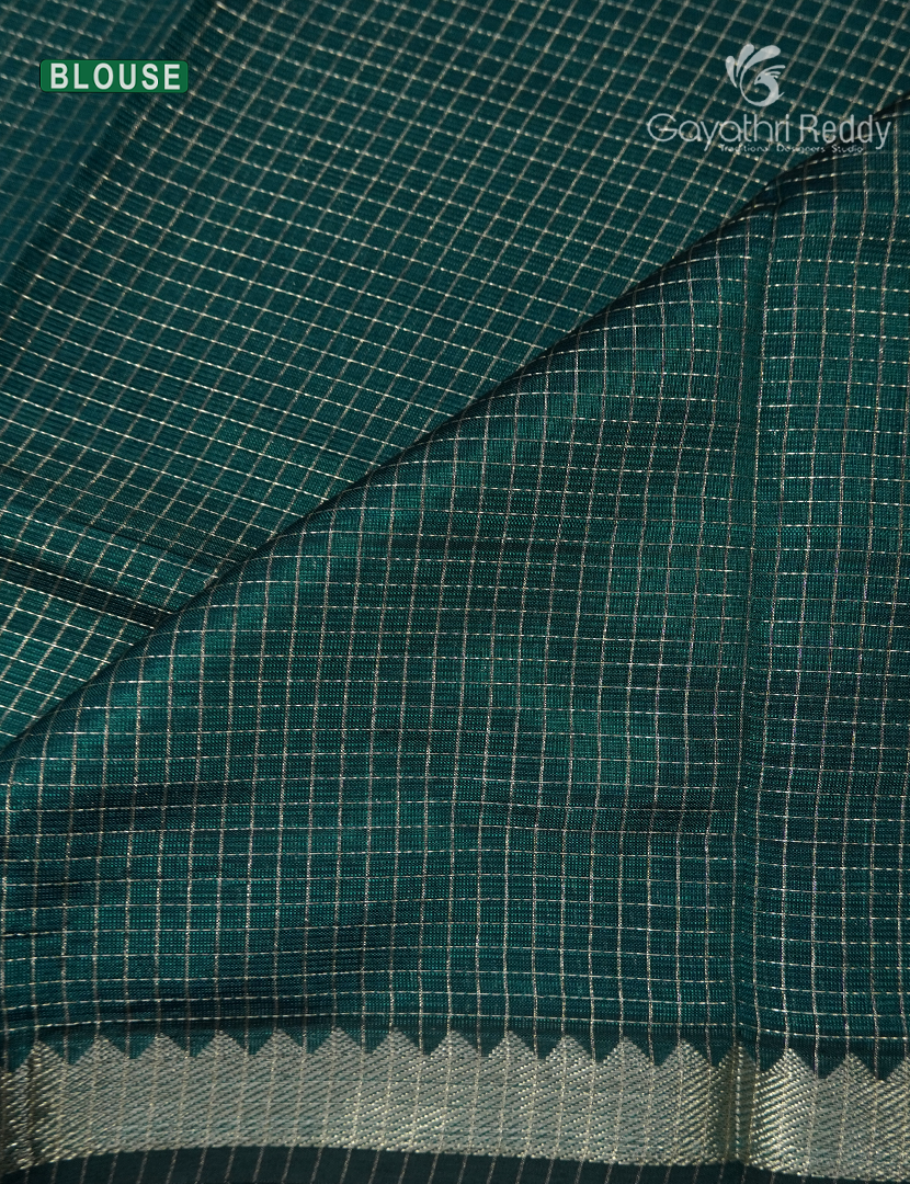 Pure Mangalagiri Langa Voni Set in Red and Bottle Green