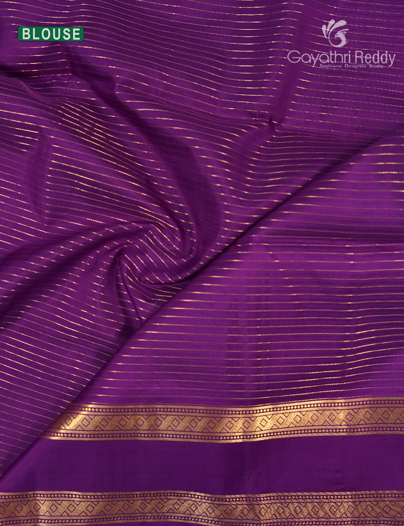 Pure Kanchipuram Vintage Silk Saree in Olive Green and Purple