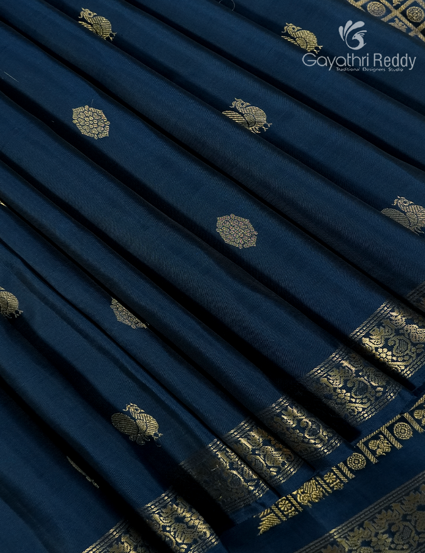 Pure Kanchipuram Silk Saree in Deep Peacock Green  (Small Borders )