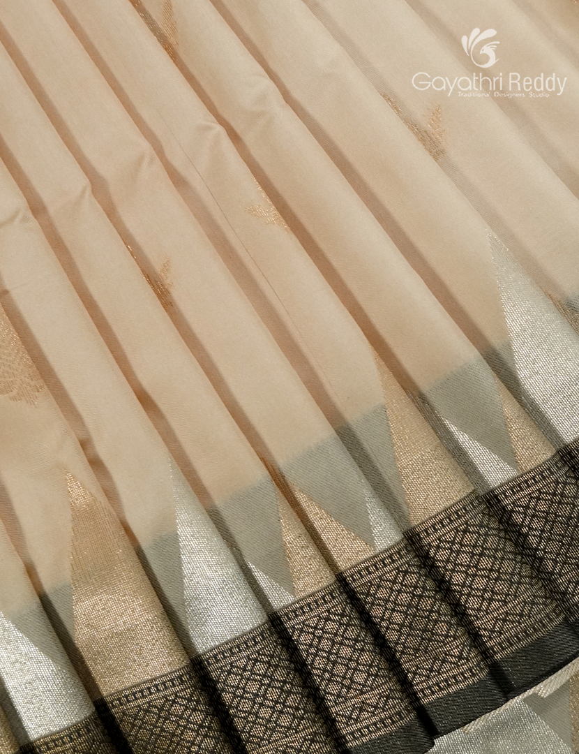 Semi Kanchipuram Art Silk Saree in Ivory and Black