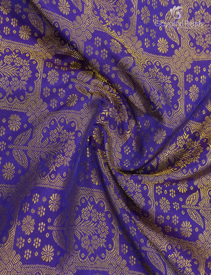 Pure Kanchipuram Silk Saree in Violet and Mint Green