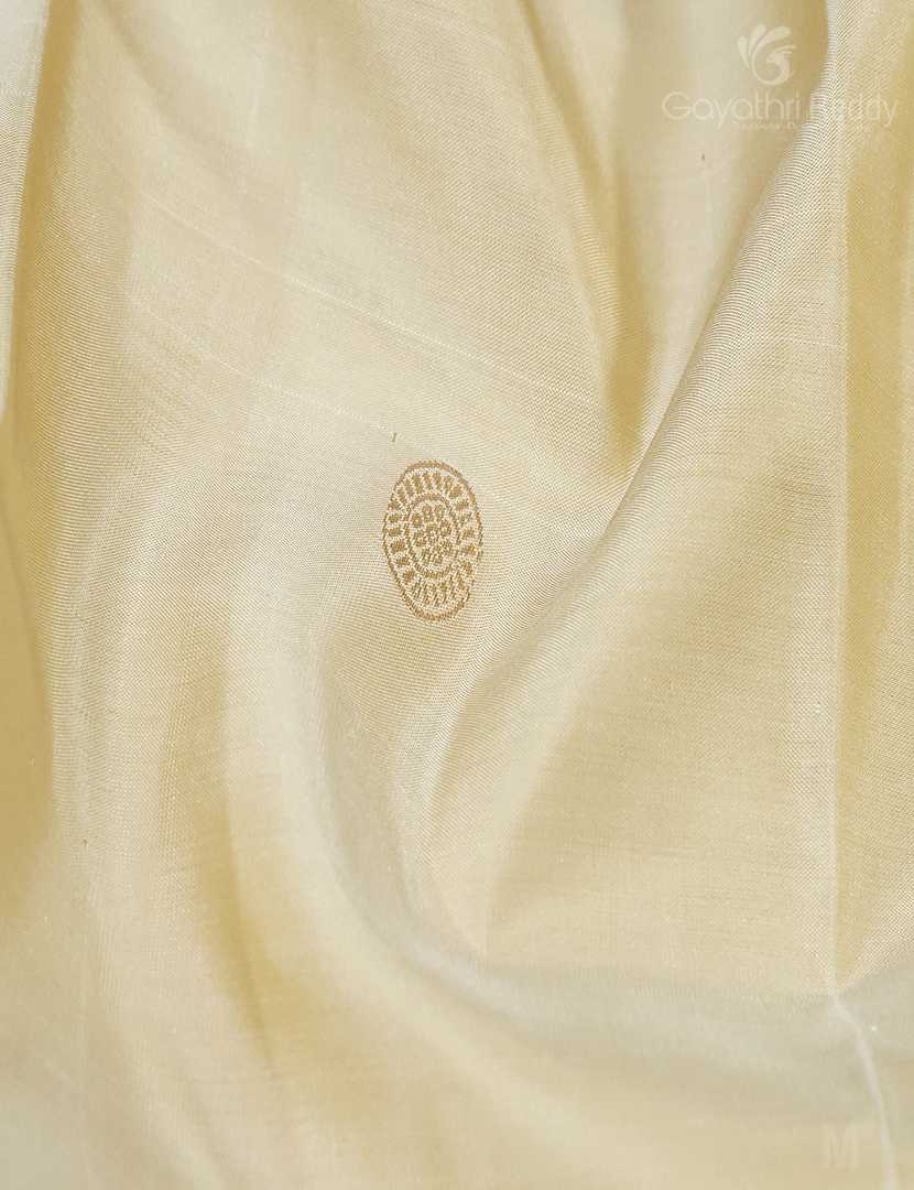 PURE KANCHI PATTU MEDIUM BORDER-KP7782