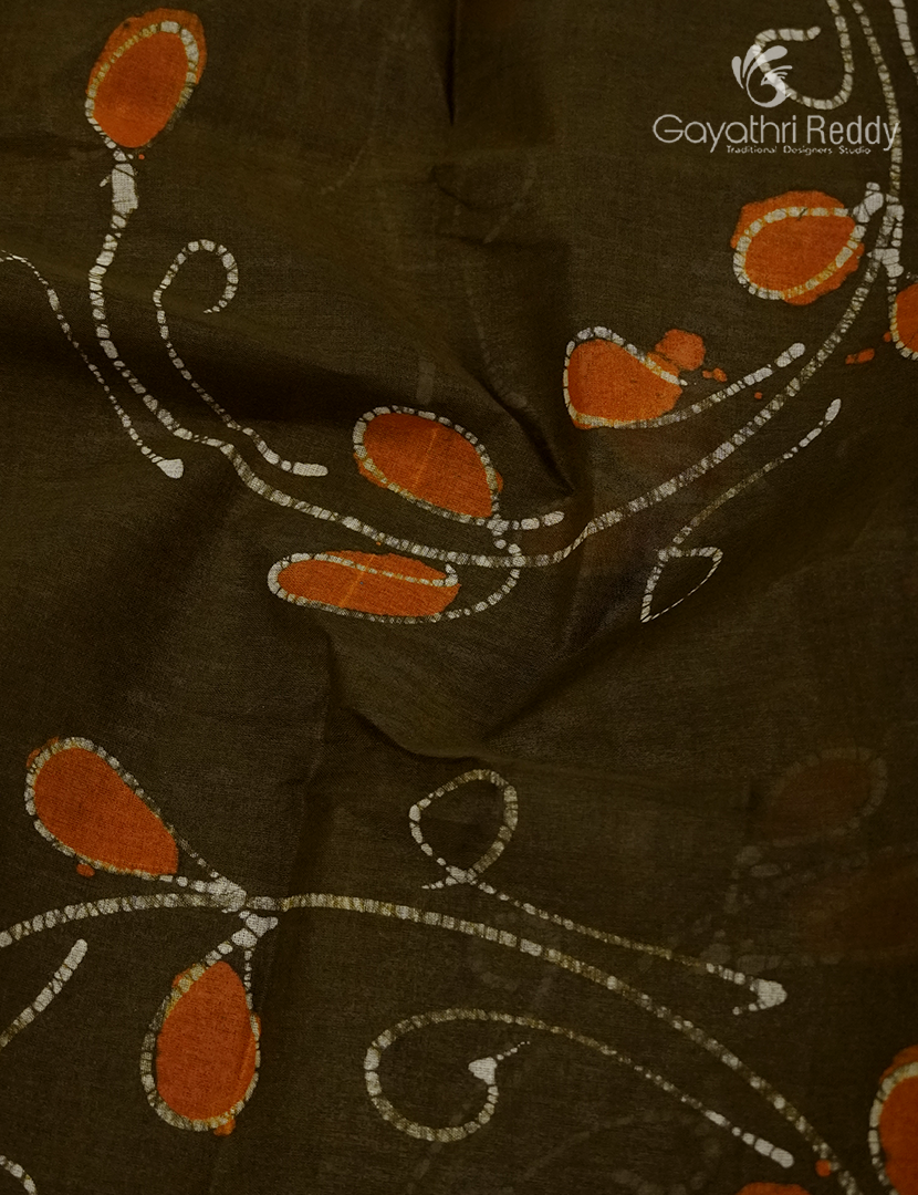 Cotton Batik Print Saree in Deep Olive Green and Mustard