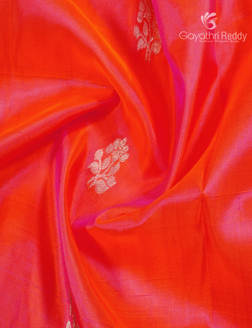 Pure Venkatagiri Silk Saree in Peachish Orange and Pink