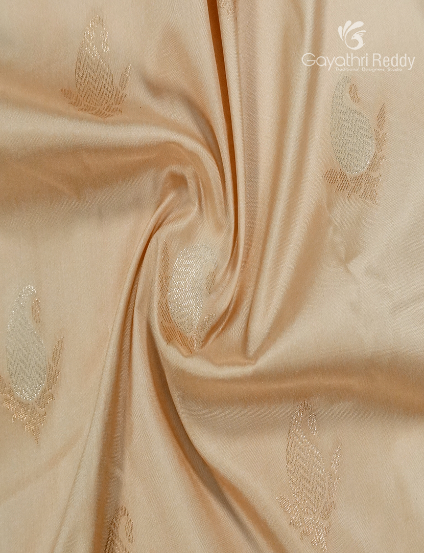 Semi Kanchipuram Art Silk Saree in Ivory and Black