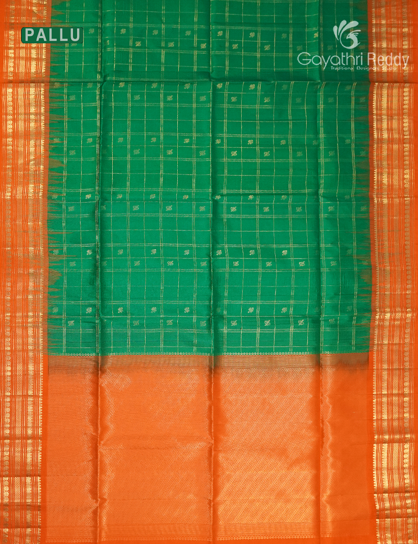 Pure Kanchipuram Vintage Silk Saree in Green and Orange
