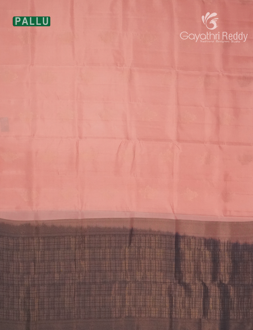 Pure Kanchipuram Silk  Saree in Peach ( Butta Style )