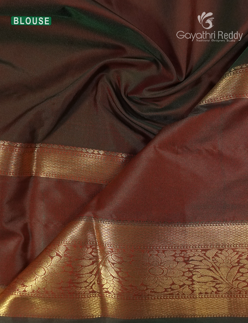 Semi Kanchipuram Silk Saree in Peach   and Deep Brown