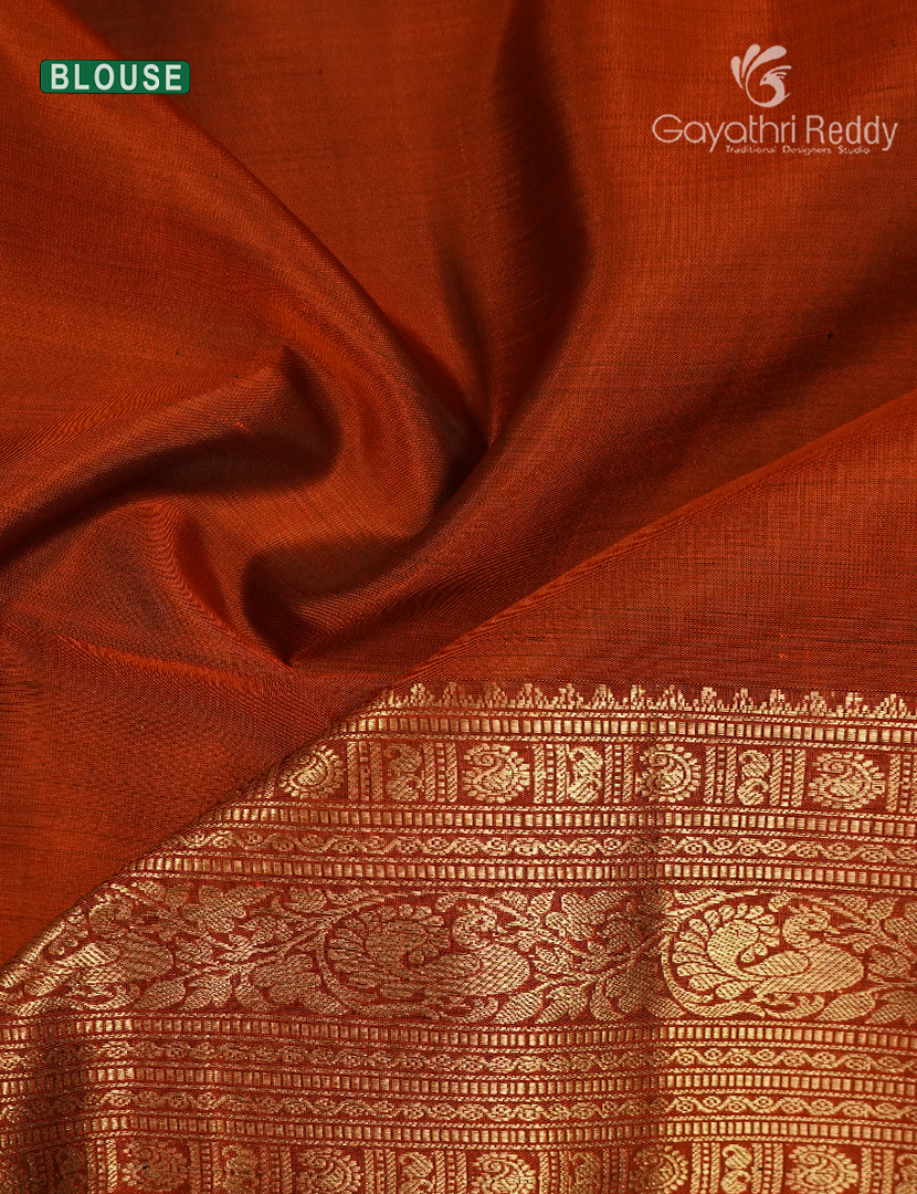 Pure Kanchipuram Soft Silk Saree in Deep Olive Green and Rust Orange