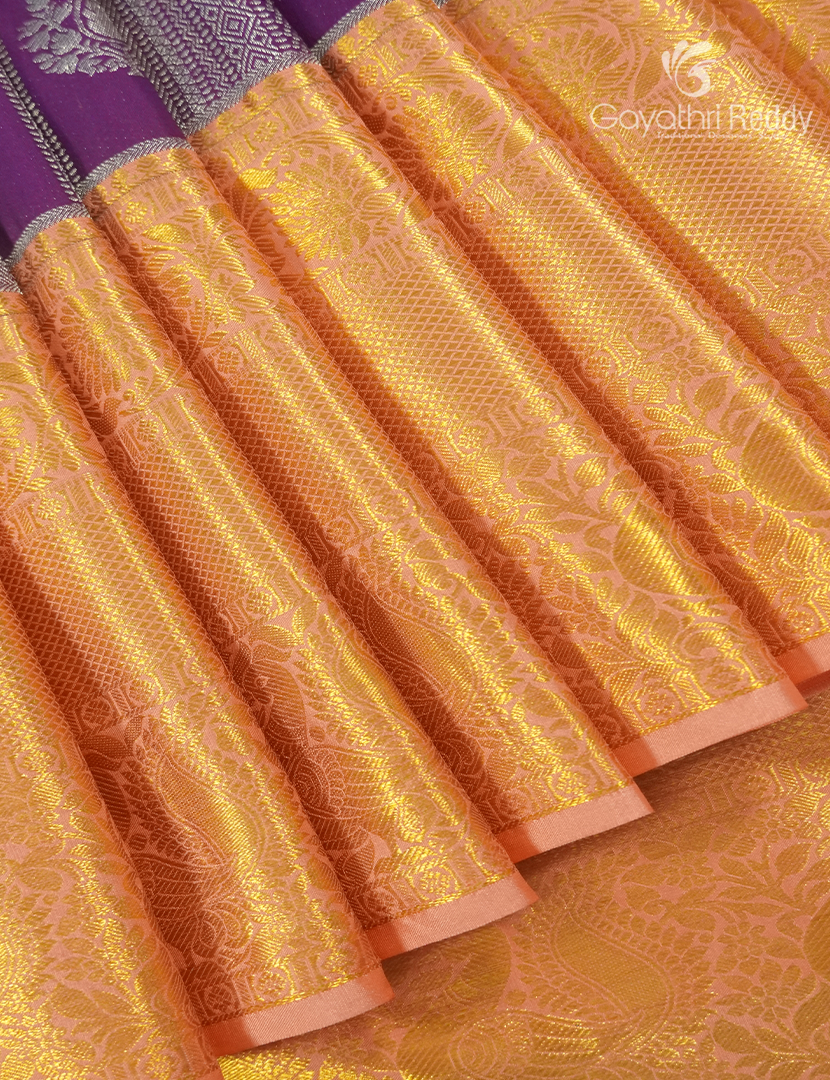 Pure Kanchipuram Silk Saree in Violet and Sandalwood