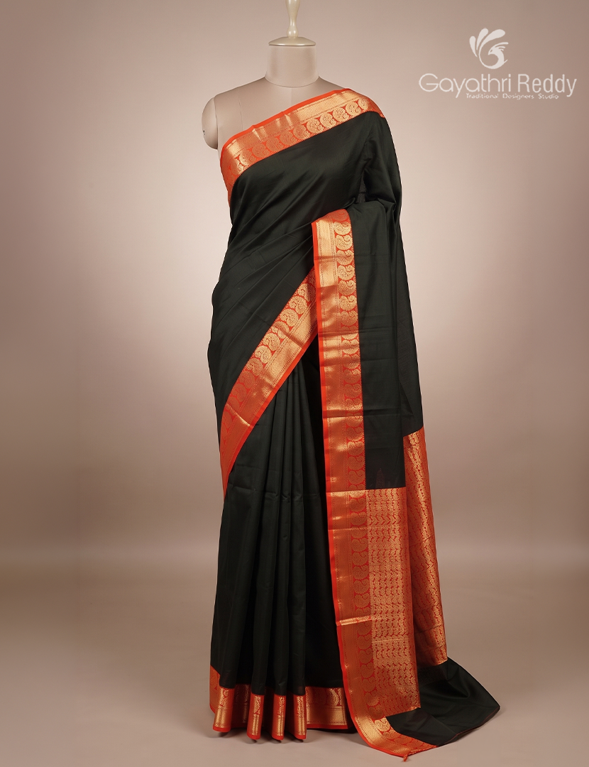 Pure Kanchi Sico Saree in Deep Olive Green and Red