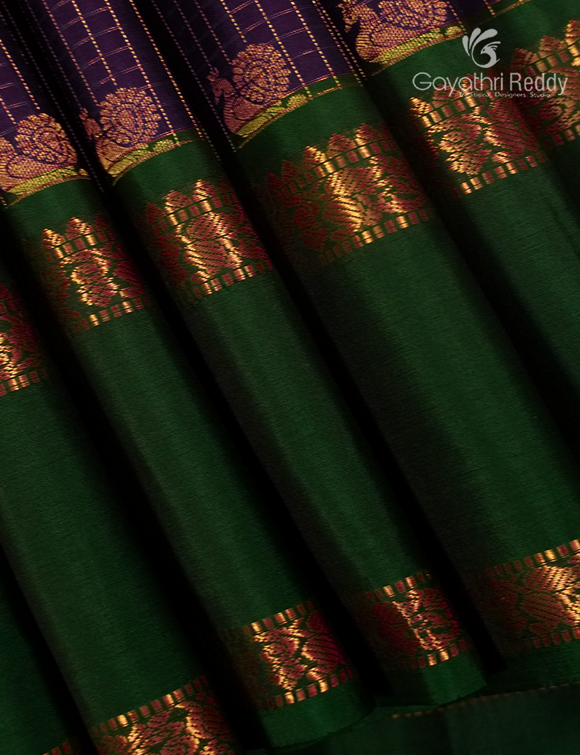 Pure Kanchipuram Vintage Silk Saree in Royal Purple  and Bottle Green